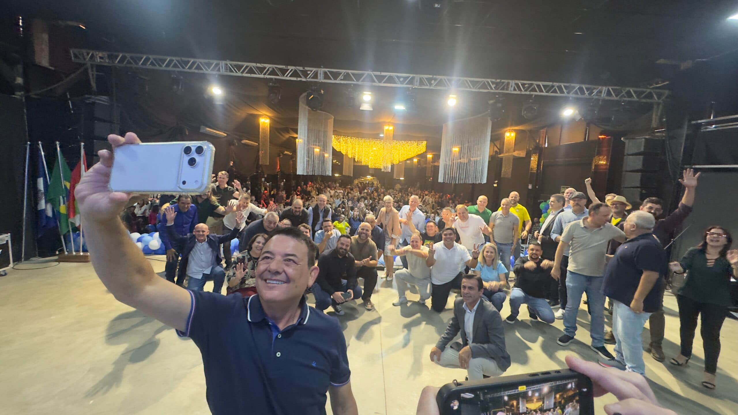 Aniversário do deputado Maurício Peixer reúne mais cerca de 2 mil pessoas em Joinville