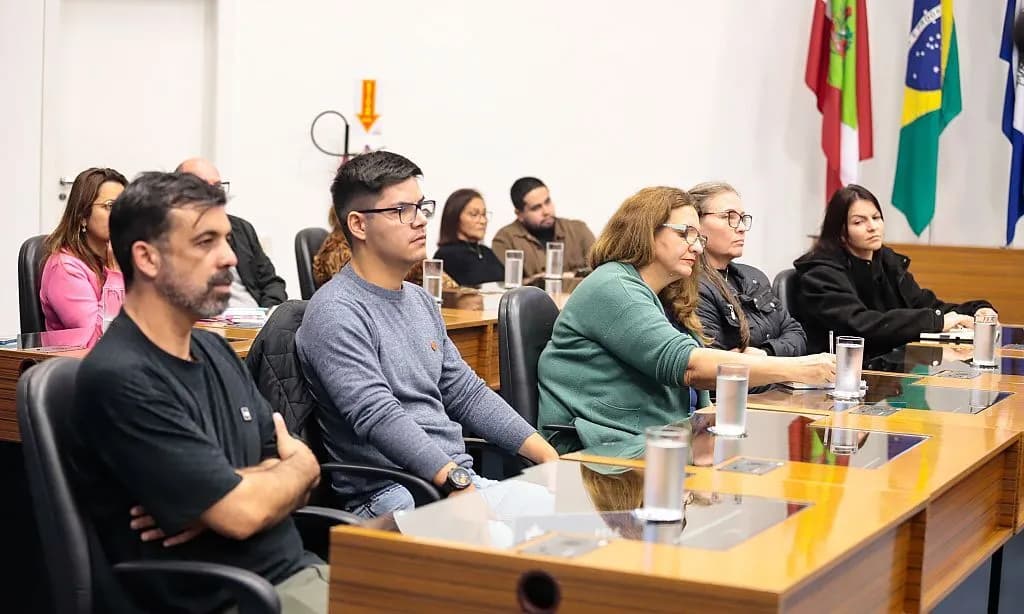 ILPIs cobram mudanças no atendimento de idosos em Joinville