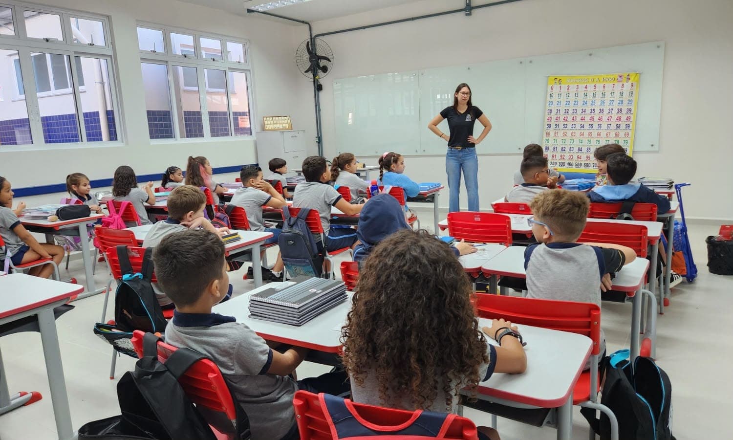 Prefeitura de Joinville realiza pagamento de R$ 6,6 milhões em gratificação para servidores da Rede Municipal de Ensino