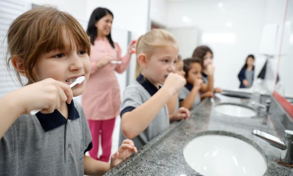 Secretaria da Saúde de Joinville inicia a avaliação de saúde bucal de alunos de CEIs e Escolas Municipais e Estaduais