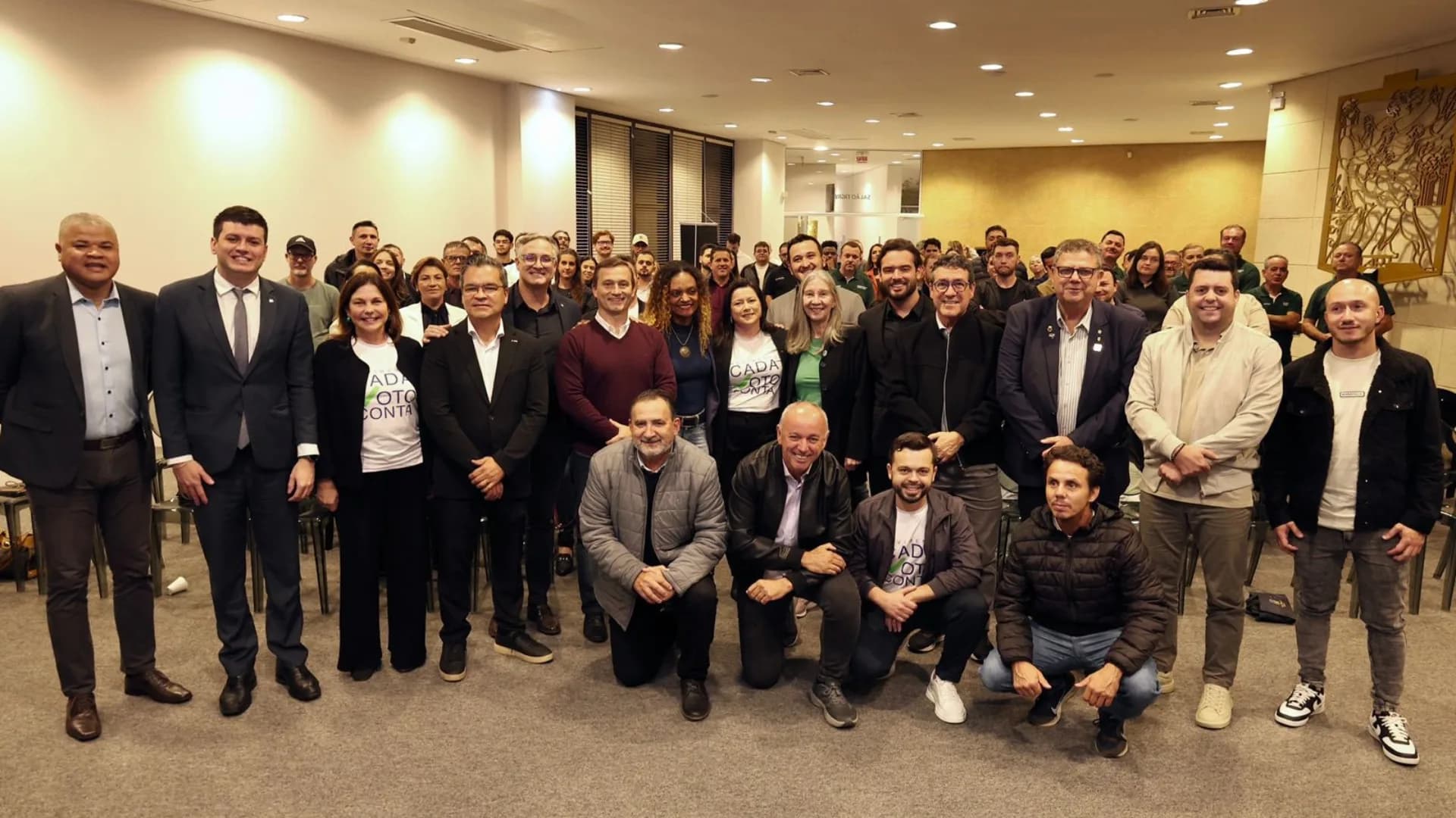 Joinville: Pré-candidaturas para 2026 caem, movimento aposta em concentração de votos