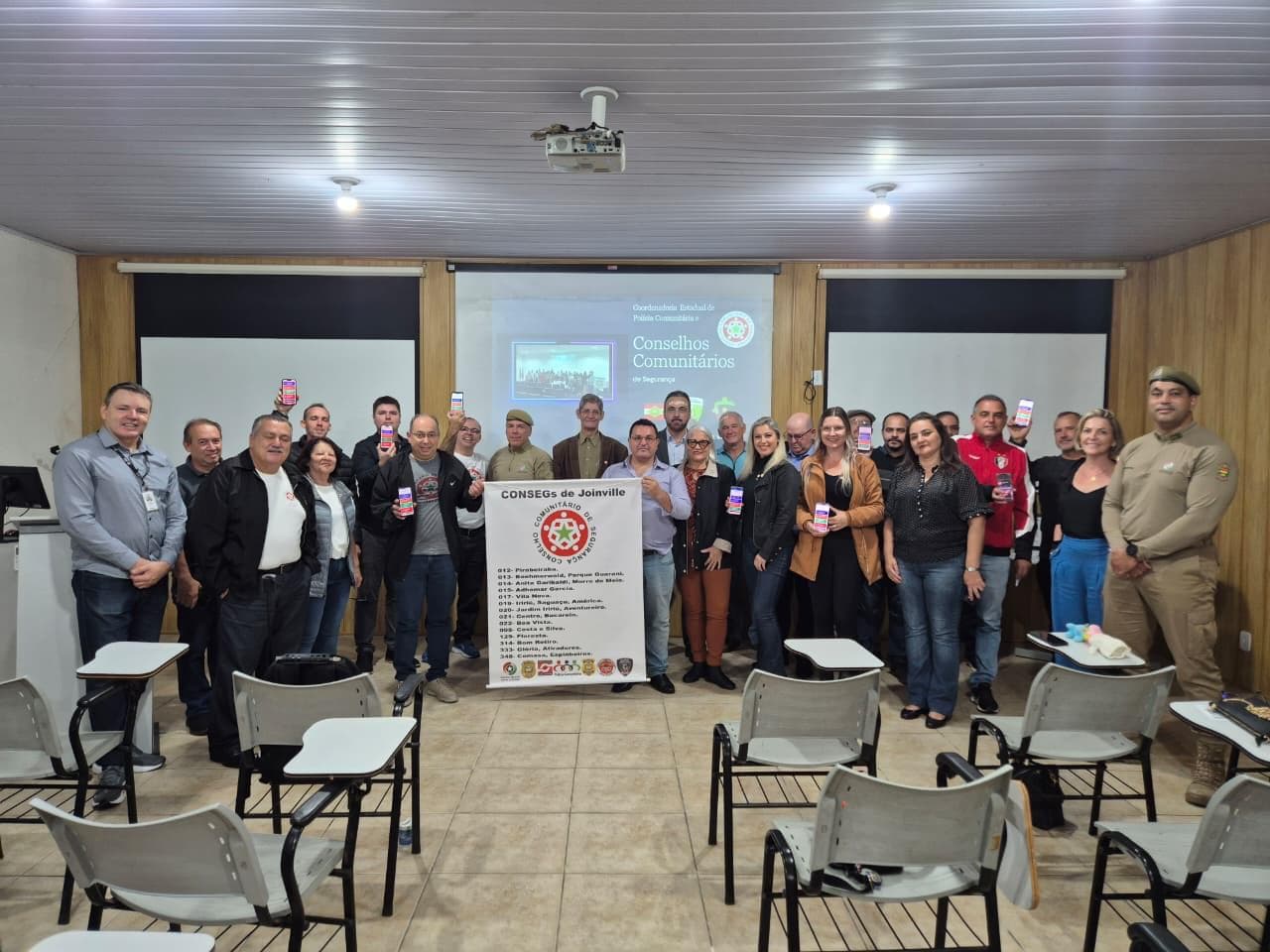 SSP-SC debate estratégias de segurança e participação comunitária em Joinville