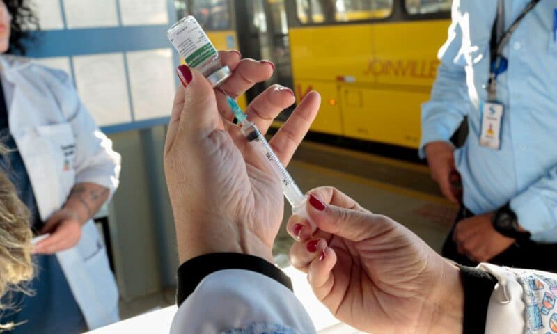 Joinville Expande Campanha de Vacinação Contra Gripe Com Ações em UBSs, Evento e Terminais