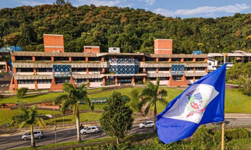 Prefeitura de Joinville abre inscrições para Processo Seletivo Simplificado para cargos de nível médio, técnico, magistério e superior
