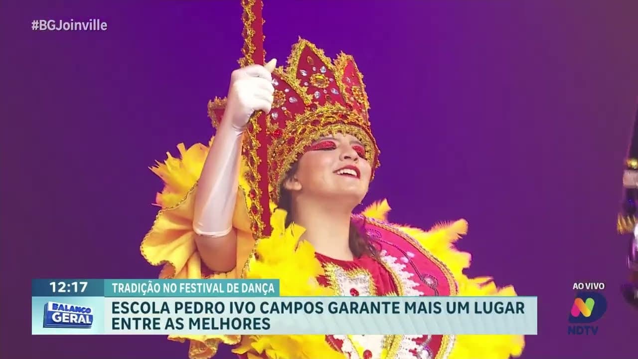 Escola Municipal de Joinville Brilha no Festival de Dança e Garante Lugar entre os Melhores